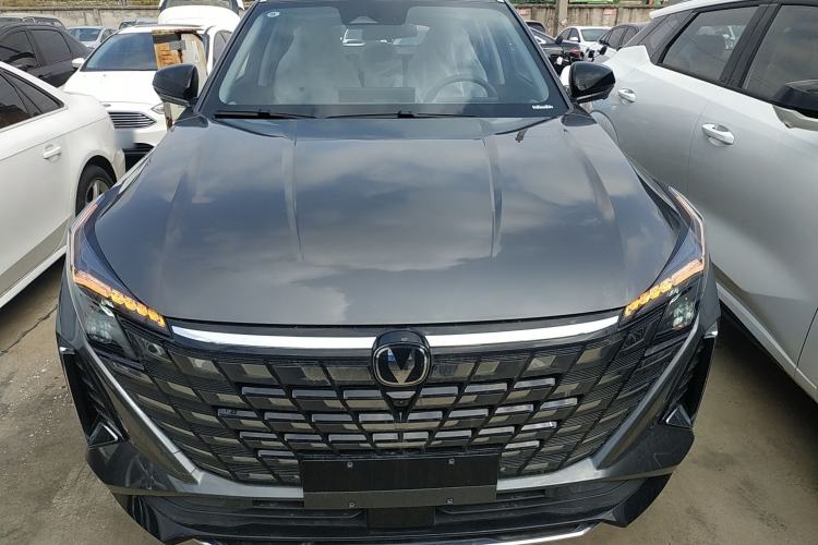 Used CHANGAN UNI-Z New Energy 2025 Model, Smart New Blue Whale 125km Battleship+ Version Front