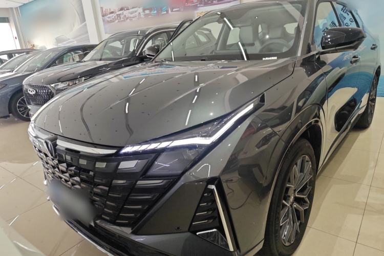 Used CHANGAN UNI-Z New Energy 2025 Model, Smart New Blue Whale 125km Battleship+ Version Front