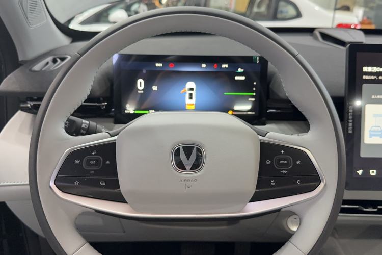 Used CHANGAN UNI-Z New Energy 2025 Model, Smart New Blue Whale 125km Battleship+ Version Instrument Cluster