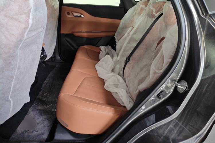 Used CHANGAN UNI-Z New Energy 2025 Model, Smart New Blue Whale 125km Battleship+ Version Left Rear Seat