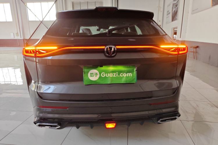 Used CHANGAN UNI-Z New Energy 2025 Model, Smart New Blue Whale 125km Battleship+ Version Rear