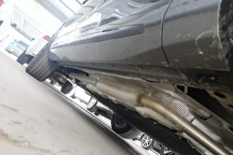 Used CHANGAN UNI-Z New Energy 2025 Model, Smart New Blue Whale 125km Battleship+ Version Right Side Sill
