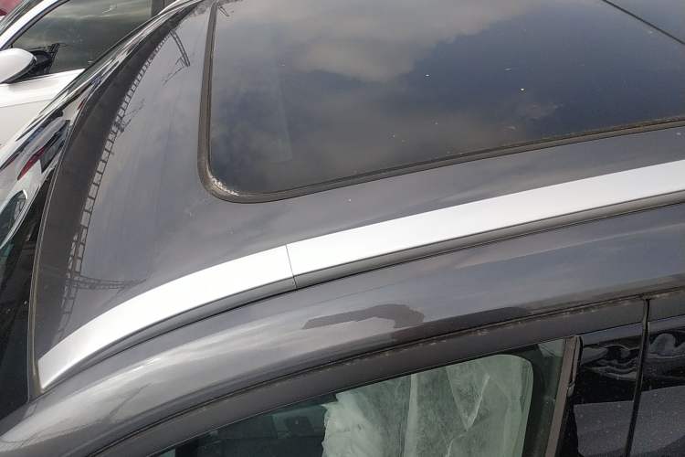 Used CHANGAN UNI-Z New Energy 2025 Model, Smart New Blue Whale 125km Battleship+ Version Roof