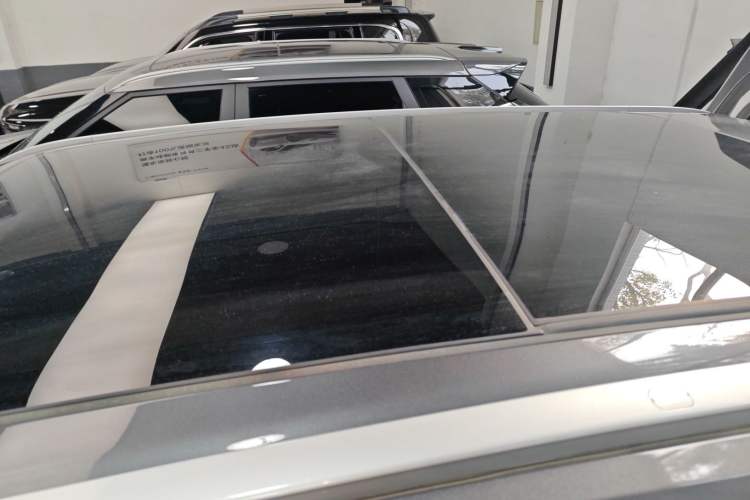 Used CHANGAN UNI-Z New Energy 2025 Model, Smart New Blue Whale 125km Battleship+ Version Roof