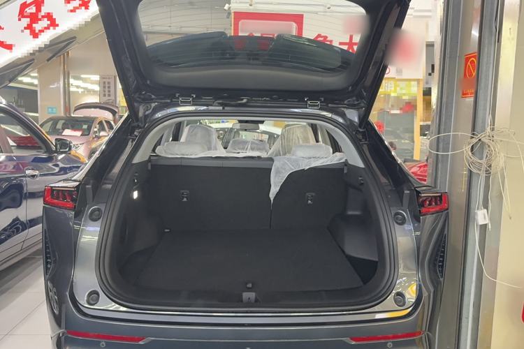 Used CHANGAN UNI-Z New Energy 2025 Model, Smart New Blue Whale 125km Battleship+ Version Trunk