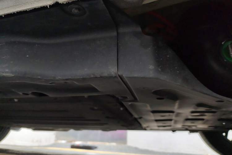 Used CHANGAN UNI-Z New Energy 2025 Model, Smart New Blue Whale 125km Battleship+ Version Chassis Rear Left