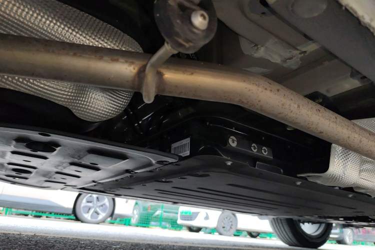 Used CHANGAN UNI-Z New Energy 2025 Model, Smart New Blue Whale 125km Battleship+ Version Chassis Rear Right