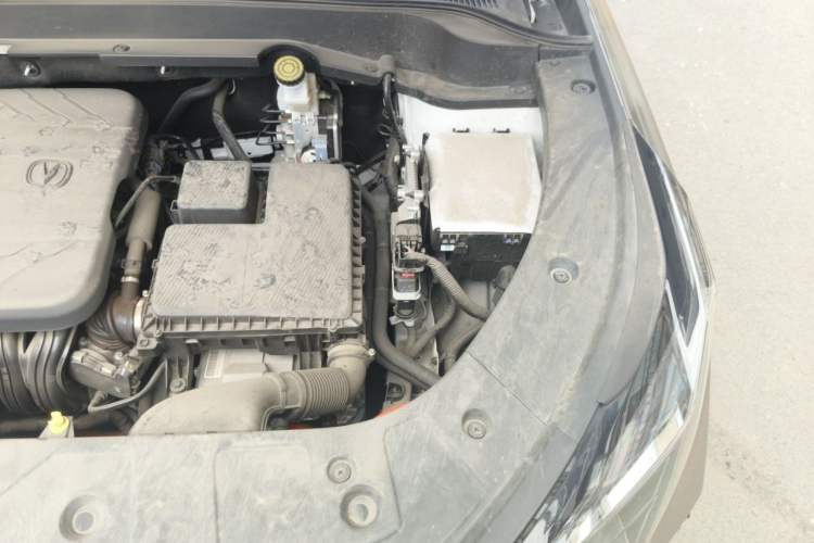Used CHANGAN UNI-Z New Energy 2025 Model, Smart New Blue Whale 125km Battleship+ Version Engine Bay Left