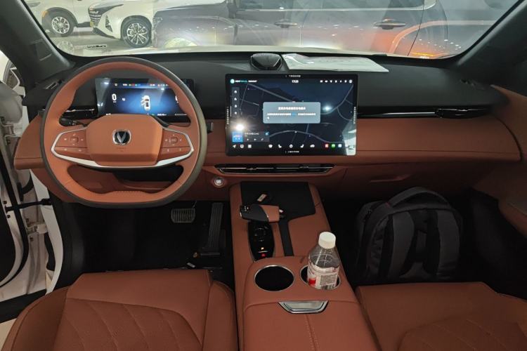 Used CHANGAN UNI-Z New Energy 2025 Model, Smart New Blue Whale 125km Battleship+ Version Center Console