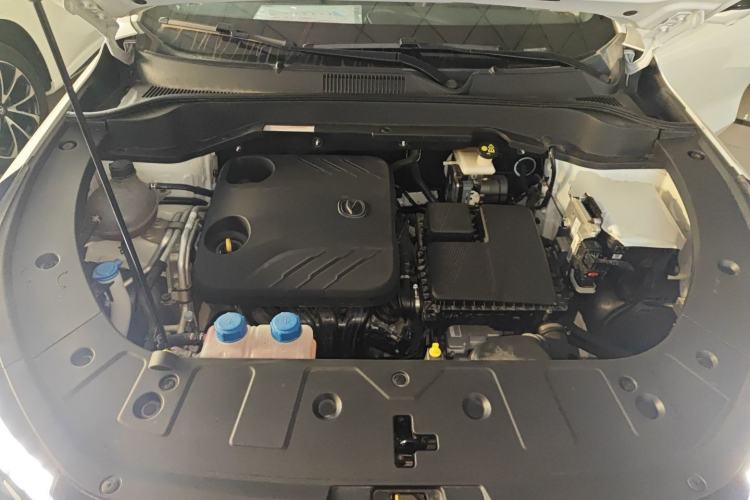 Used CHANGAN UNI-Z New Energy 2025 Model, Smart New Blue Whale 125km Battleship+ Version Engine Bay