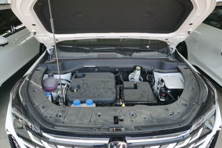 Used CHANGAN UNI-Z New Energy 2025 Model, Smart New Blue Whale 125km Battleship+ Version Engine Bay