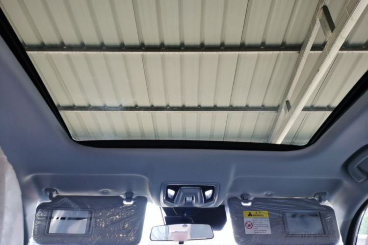 Used CHANGAN UNI-Z New Energy 2025 Model, Smart New Blue Whale 125km Battleship+ Version Headliner