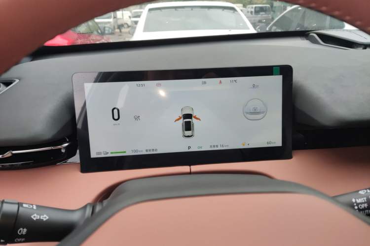 Used CHANGAN UNI-Z New Energy 2025 Model, Smart New Blue Whale 125km Battleship+ Version Instrument Cluster