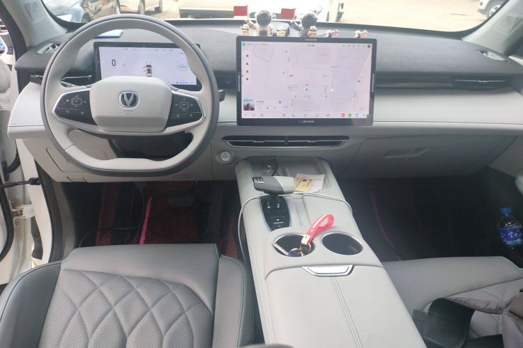 Used CHANGAN UNI-Z New Energy 2025 Smart New Blue Whale 125km Battleship Edition Interior 2