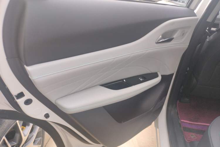 Used CHANGAN UNI-Z New Energy 2025 Smart New Blue Whale 125km Battleship Edition Interior 8