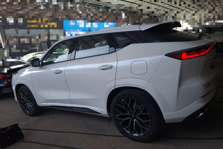 Used CHANGAN UNI-Z New Energy 2025 Model, Smart New Blue Whale 125km Battleship+ Version Left Side
