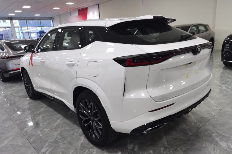 Used CHANGAN UNI-Z New Energy 2025 Model, Smart New Blue Whale 125km Battleship+ Version Left Side