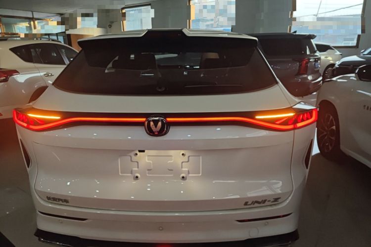 Used CHANGAN UNI-Z New Energy 2025 Model, Smart New Blue Whale 125km Battleship+ Version Rear