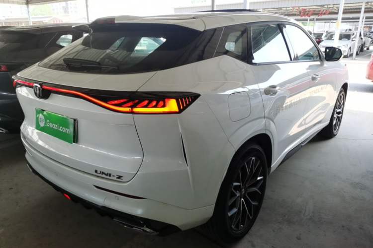 Used CHANGAN UNI-Z New Energy 2025 Model, Smart New Blue Whale 125km Battleship+ Version Rear Right 45 Deg