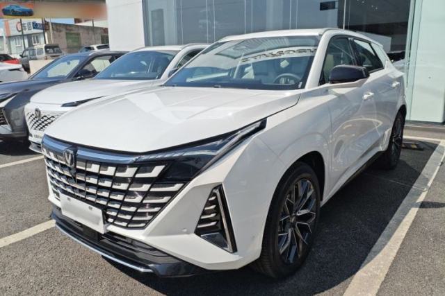 Used CHANGAN UNI-Z New Energy 2025 Model, Smart New Blue Whale 125km Ultra-Strong Version