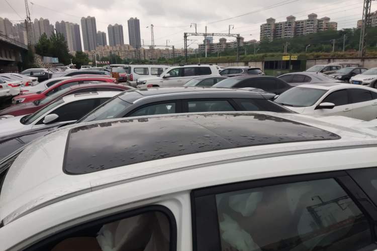 Used CHANGAN UNI-Z New Energy 2025 Model, Smart New Blue Whale 125km Battleship+ Version Roof