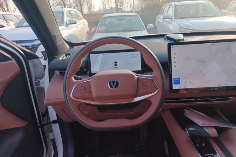 Used CHANGAN UNI-Z New Energy 2025 Model, Smart New Blue Whale 125km Battleship+ Version Steering Wheel