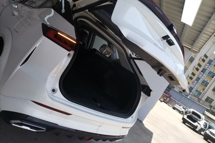 Used CHANGAN UNI-Z New Energy 2025 Smart New Blue Whale 125km Battleship Edition Trunk