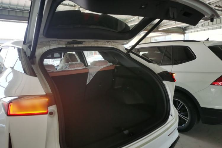 Used CHANGAN UNI-Z New Energy 2025 Model, Smart New Blue Whale 125km Battleship+ Version Trunk