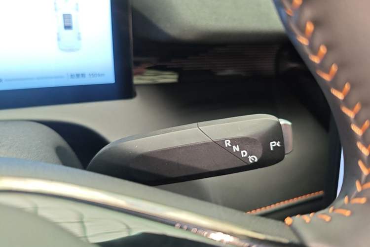 Used CHANGAN UNI-Z New Energy 2026 Model Smart New Blue Whale 130km Excellence Edition Gear Lever