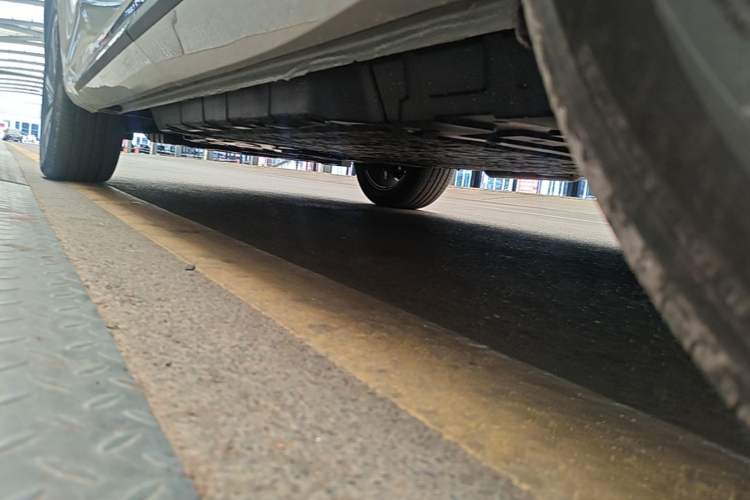 Used CHANGAN UNI-Z New Energy 2026 Model Smart New Blue Whale 130km Excellence Edition Left Side Sill