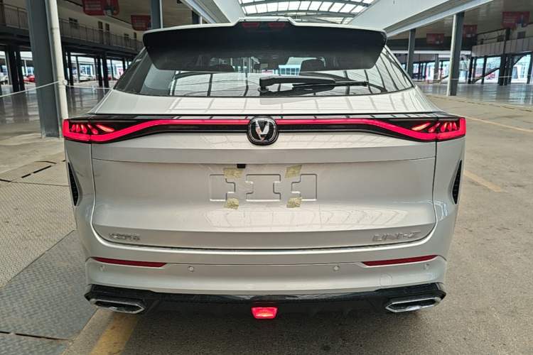 Used CHANGAN UNI-Z New Energy 2026 Model Smart New Blue Whale 130km Excellence Edition Rear