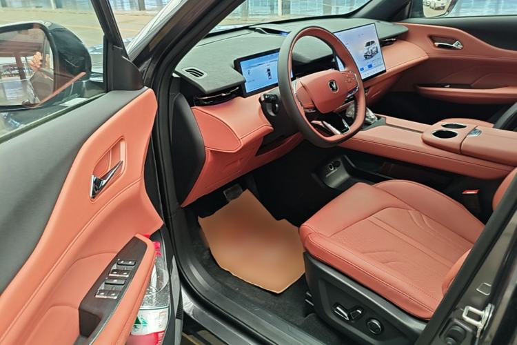 Used CHANGAN UNI-Z New Energy 2026 Model Smart New Blue Whale 130km Excellence Edition Driver Seat