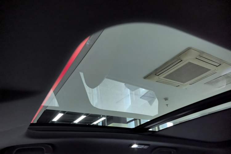 Used CHANGAN UNI-Z New Energy 2026 Model Smart New Blue Whale 130km Excellence Edition Headliner