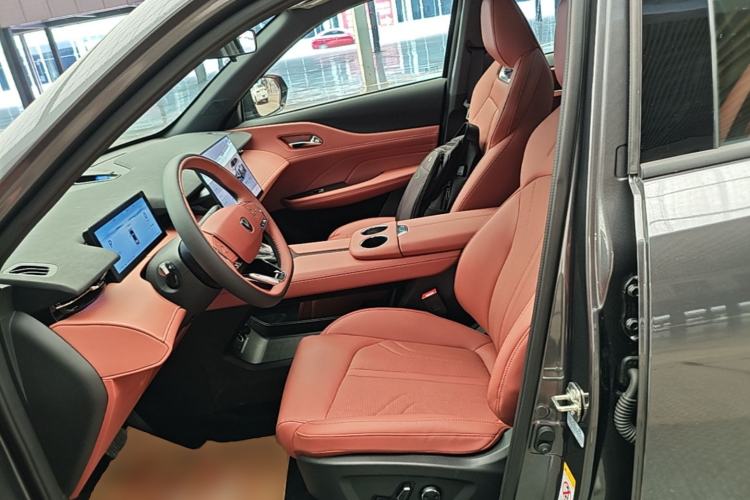 Used CHANGAN UNI-Z New Energy 2026 Model Smart New Blue Whale 130km Excellence Edition Left Front Seat