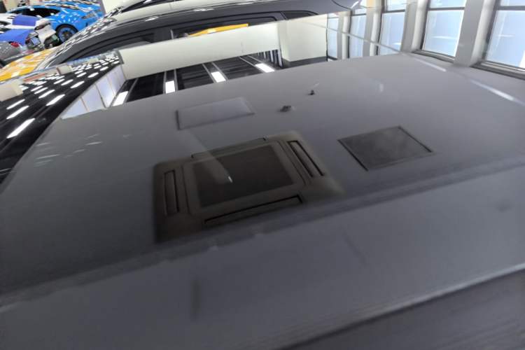 Used CHANGAN UNI-Z New Energy 2026 Model Smart New Blue Whale 130km Excellence Edition Roof