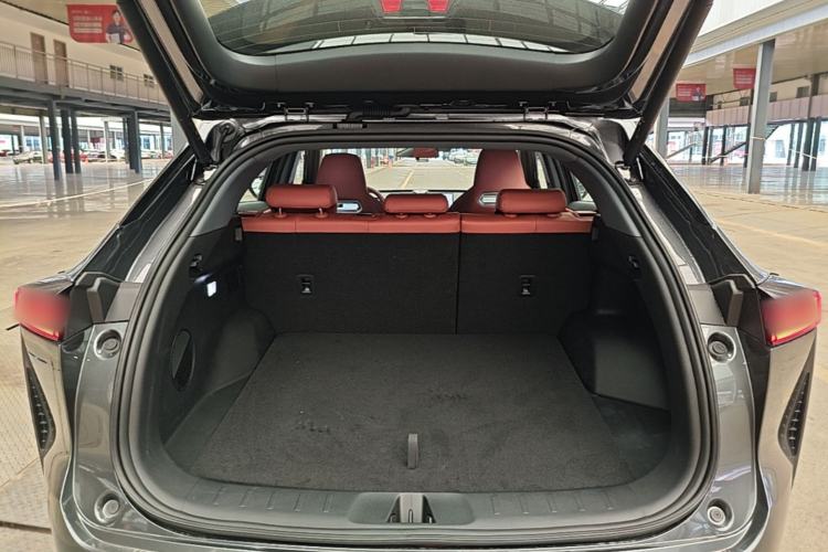 Used CHANGAN UNI-Z New Energy 2026 Model Smart New Blue Whale 130km Excellence Edition Trunk