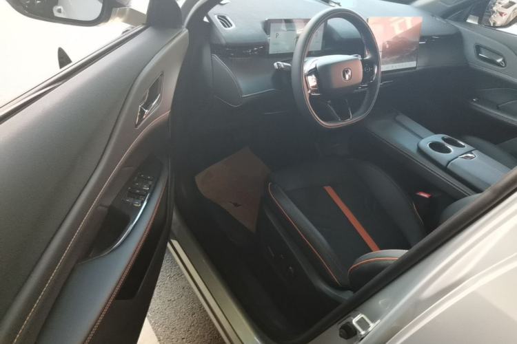 Used CHANGAN UNI-Z New Energy 2026 Model Smart New Blue Whale 130km Excellence Edition Driver Seat