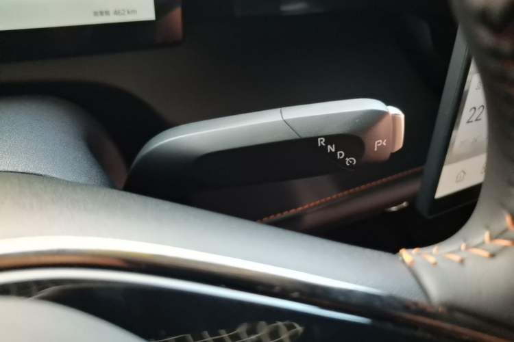Used CHANGAN UNI-Z New Energy 2026 Model Smart New Blue Whale 130km Excellence Edition Gear Lever