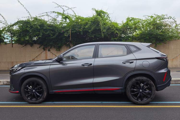 Used CHANGAN X5 PLUS 2024 1.5T DCT ZhiZun Version Exterior 6