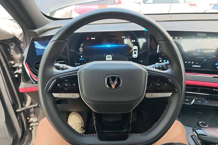 Used CHANGAN X5 PLUS 2024 1.5T DCT ZhiZun Version Steering Wheel