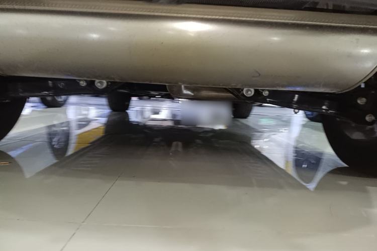 Used CHANGAN X5 PLUS 2024 1.5T DCT ZhiZun Version Chassis Rear
