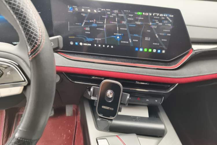 Used CHANGAN X5 PLUS 2024 1.5T DCT Excellence Edition Audio And AC Panel