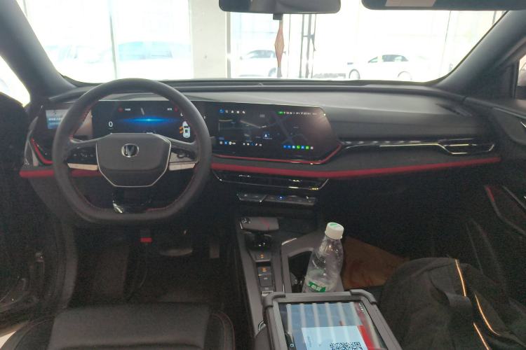 Used CHANGAN X5 PLUS 2024 1.5T DCT Excellence Edition Center Console