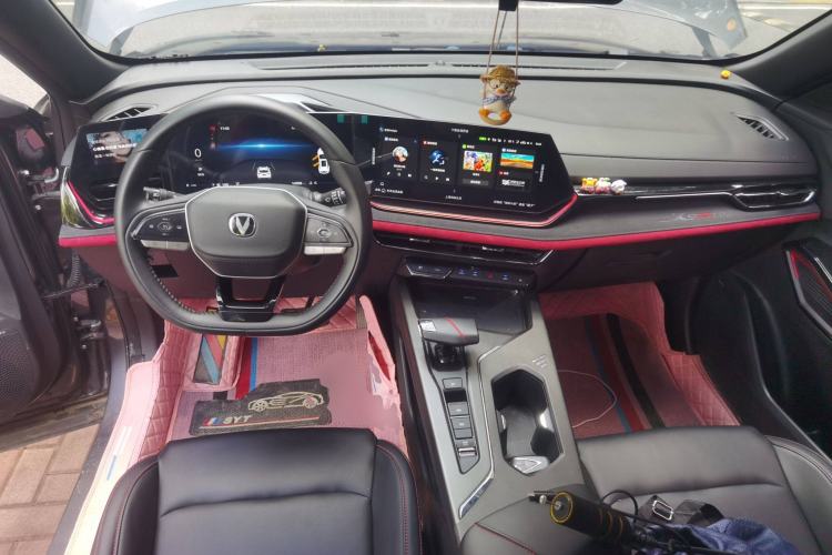 Used CHANGAN X5 PLUS 2024 1.5T DCT Excellence Edition Center Console