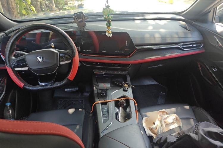 Used CHANGAN X5 PLUS 2024 1.5T DCT Pioneer Edition Center Console
