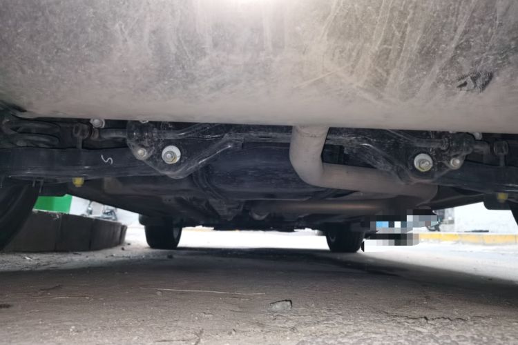 Used CHANGAN X5 PLUS 2024 1.5T DCT Excellence Edition Chassis Rear