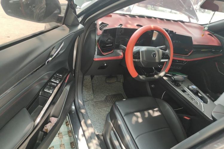 Used CHANGAN X5 PLUS 2024 1.5T DCT Pioneer Edition Driver Seat