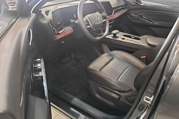 Used CHANGAN X5 PLUS 2024 1.5T DCT Pioneer Edition Driver Seat