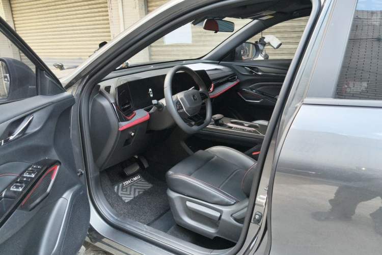 Used CHANGAN X5 PLUS 2024 1.5T DCT Pioneer Edition Driver Seat