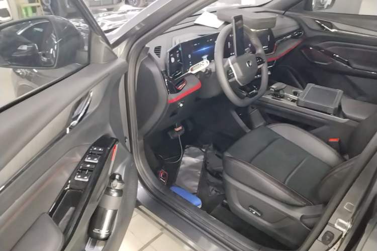 Used CHANGAN X5 PLUS 2024 1.5T DCT Excellence Edition Driver Seat